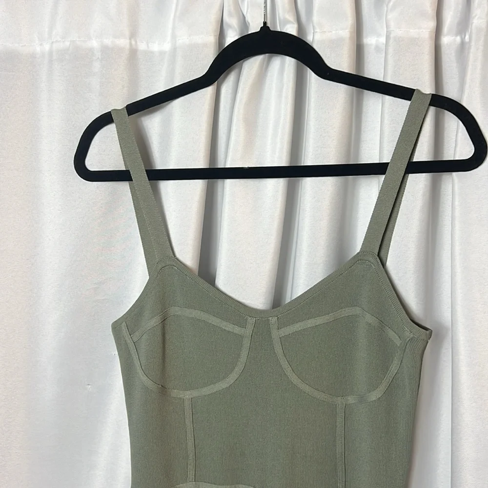 Zara Maxi Dress - Picture 2 of 9